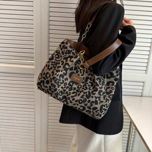 Victoria | Stylish Leopard Print Bag
