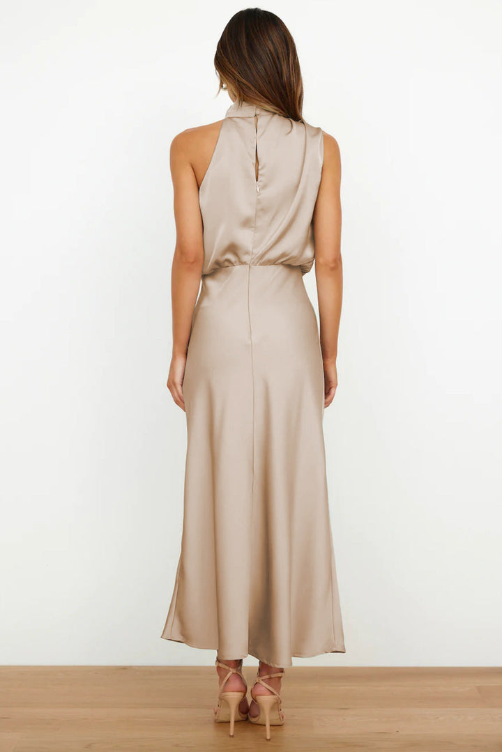 Theresa - Long Dress with Halterneck