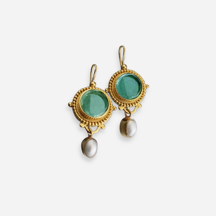 Vintage pearl drop earrings