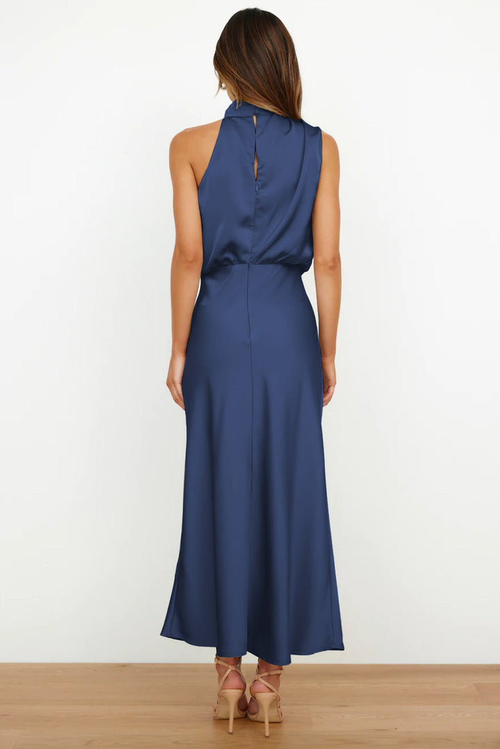 Theresa - Long Dress with Halterneck