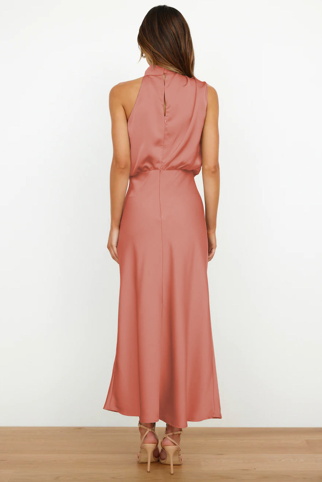 Theresa - Long Dress with Halterneck