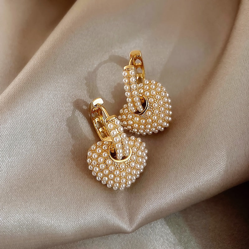 Yuli heart pearl earrings