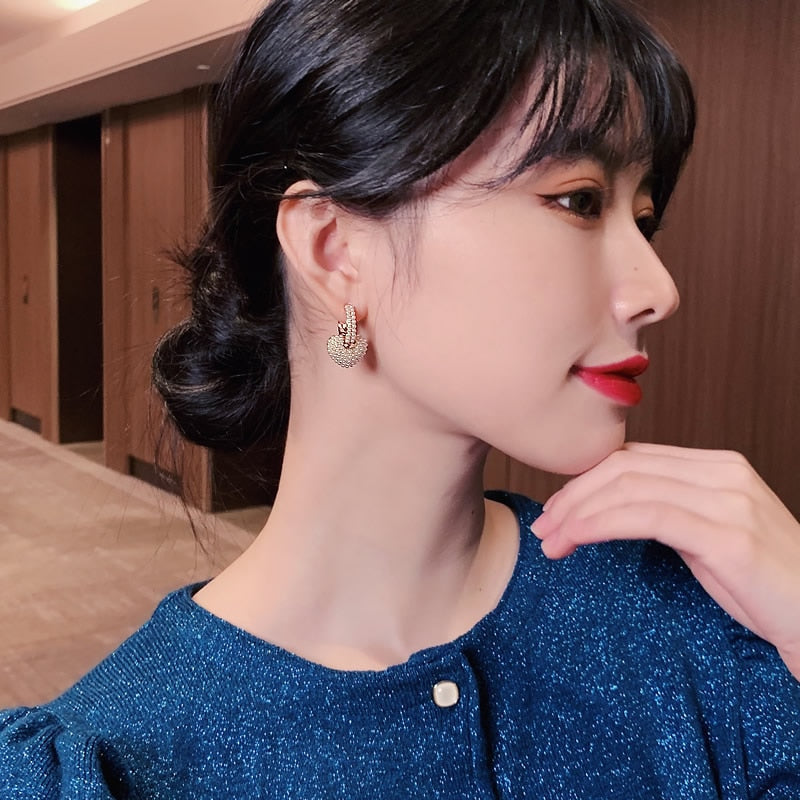 Yuli heart pearl earrings