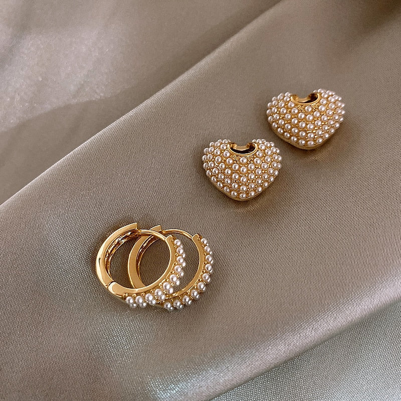 Yuli heart pearl earrings