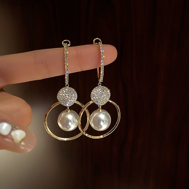 Zerra Luxe Earrings with Cultured Pearls and Zirconia