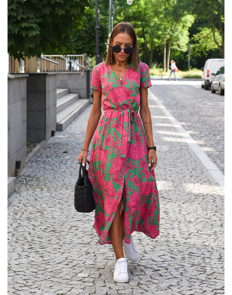 Suzanne - Elegant V-Neck Dress