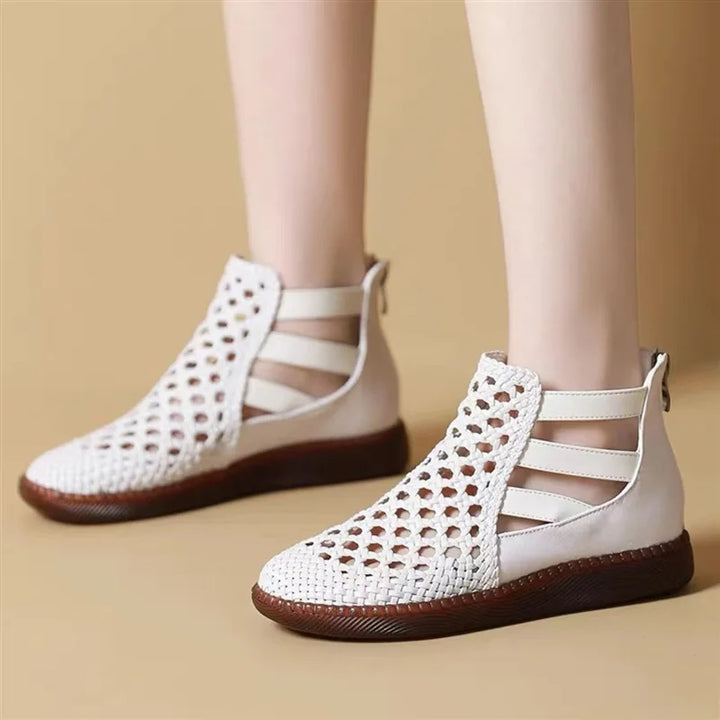 Cleopatra sandals - comfortable and stylish