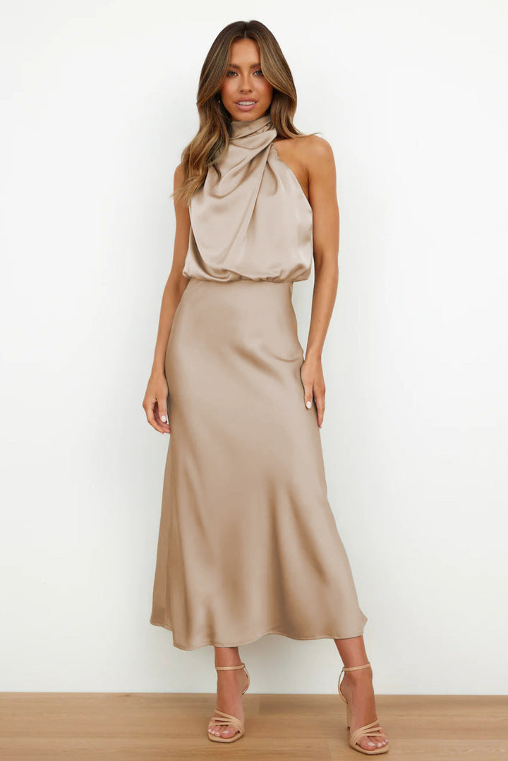 Theresa - Long Dress with Halterneck