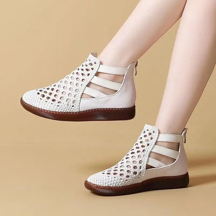 Cleopatra sandals - comfortable and stylish