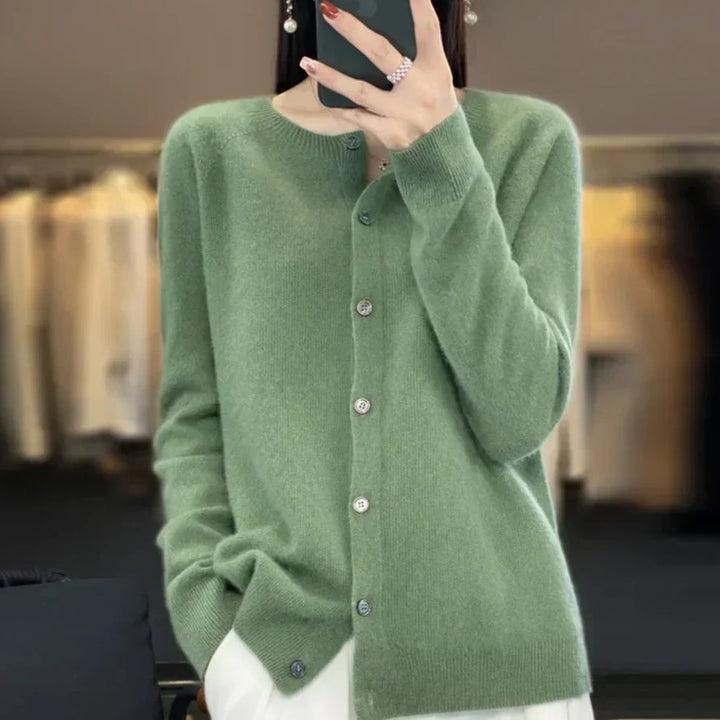 Victorial | Timeless Wool Cardigan (1+1 FREE)
