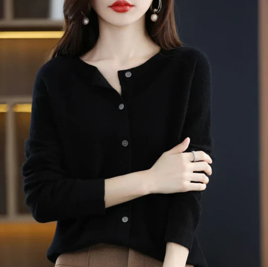 Victorial | Timeless Wool Cardigan (1+1 FREE)