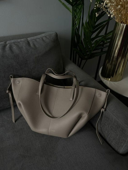 Alice | Shapely Tote Bag With Side Gathers