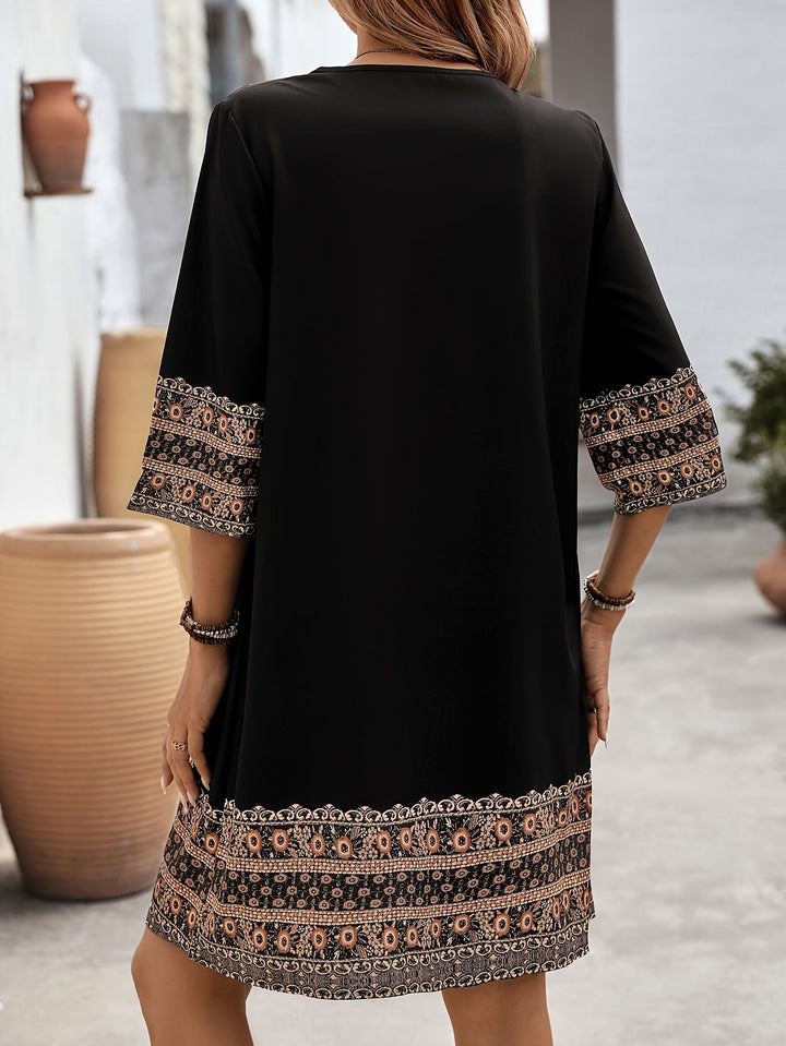 Selva – Straight dress with ethnic print