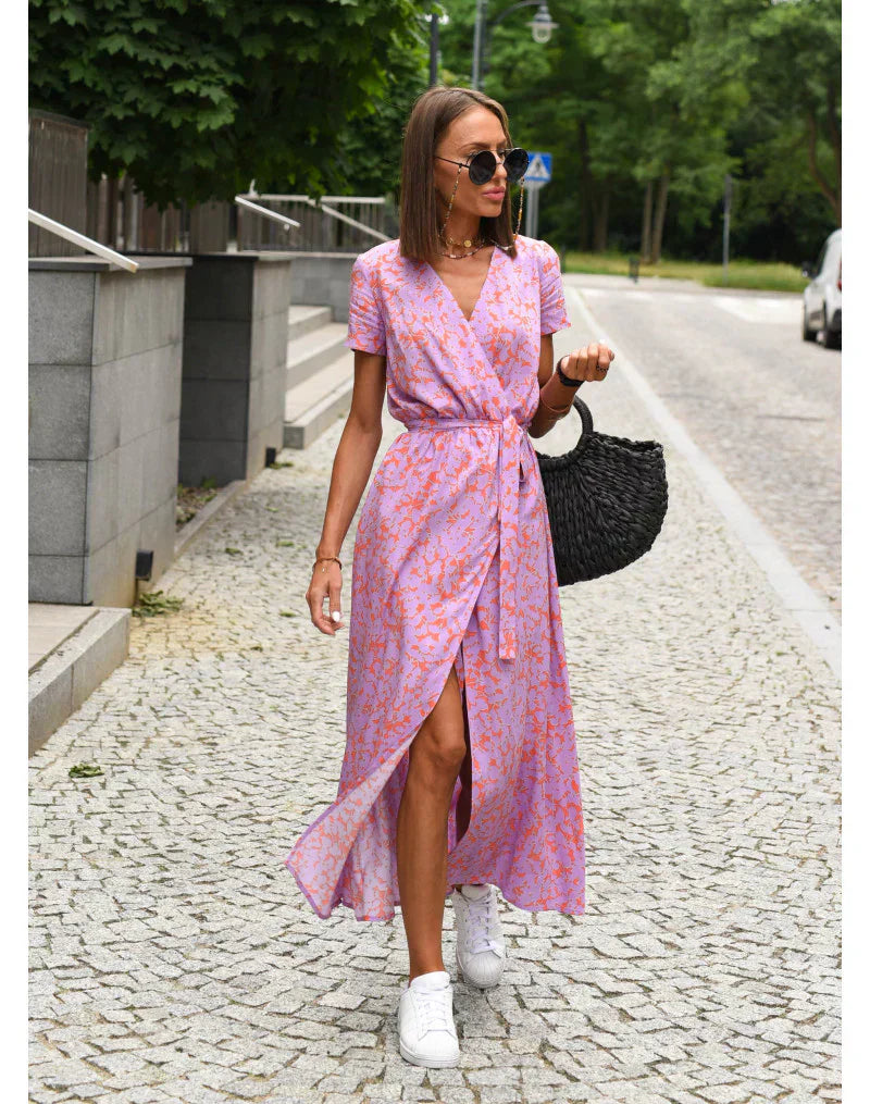 Suzanne - Elegant V-Neck Dress